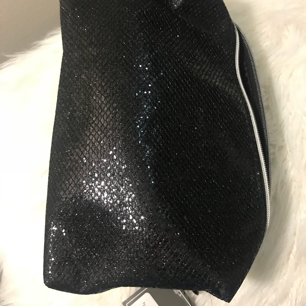 Makeup bag